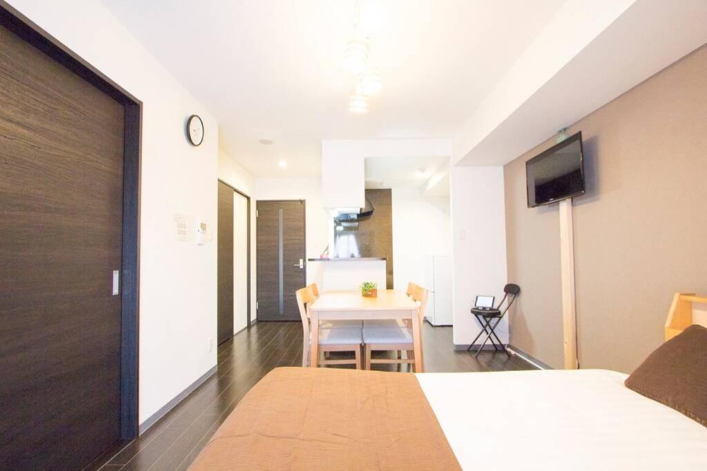 Appartement ようこそ札幌へ! 大通公園まで地下鉄10分 定員6名 Firetv完備 1階はセコマ Extérieur photo